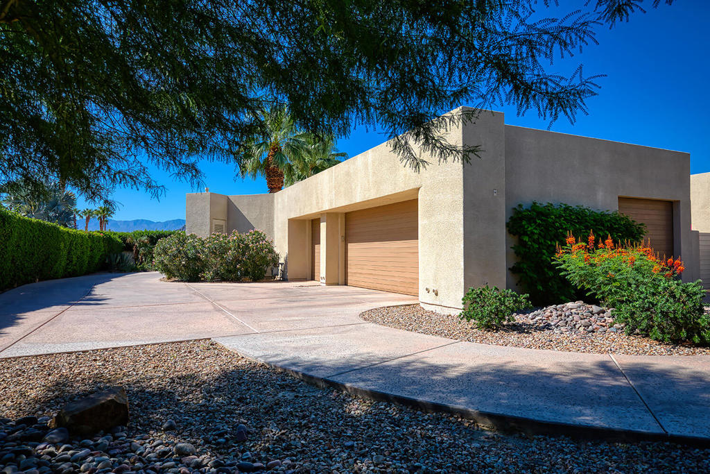 The Estancias Rancho LQ - Residential