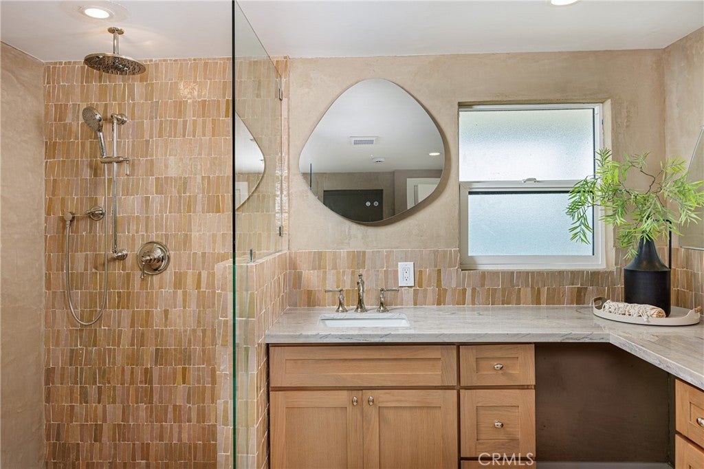 251 Highland, Laguna Beach CA 92651 - Photo 16
