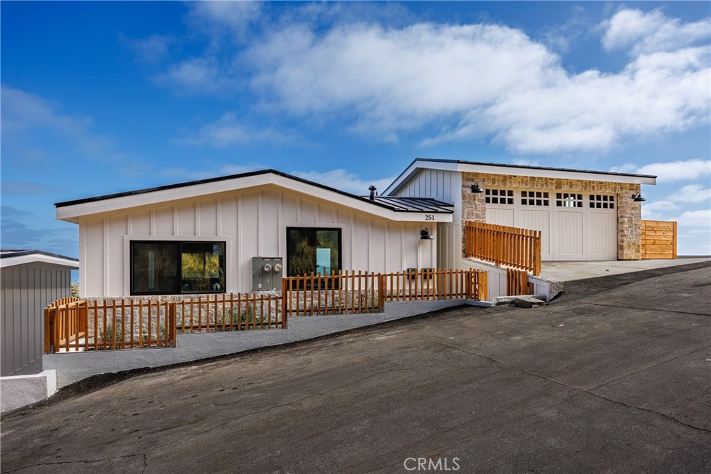 251 Highland