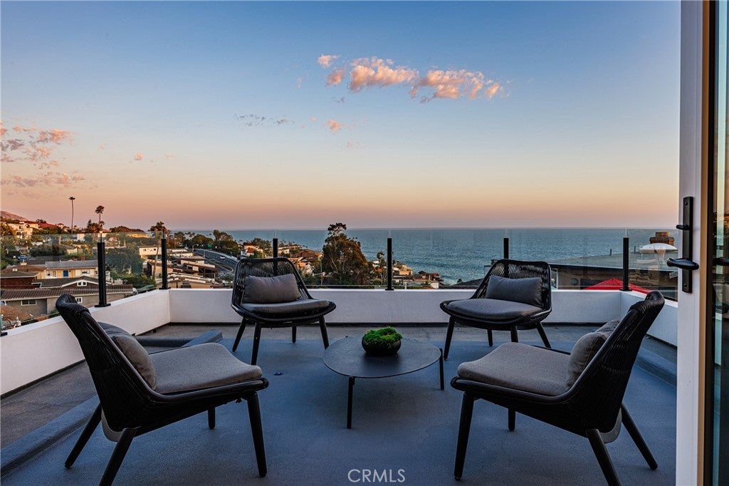 251 Highland, Laguna Beach CA 92651 - Photo 29