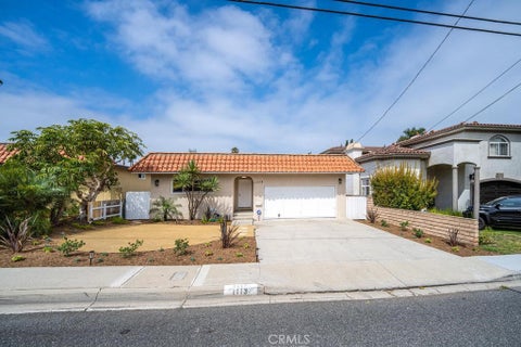 Photo of 1113 Ford Ave, Redondo Beach, CA 90278 (MLS # SB26008704)