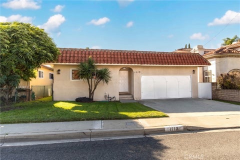 Photo of 1113 Ford Ave, Redondo Beach, CA 90278 (MLS # SB26008704)