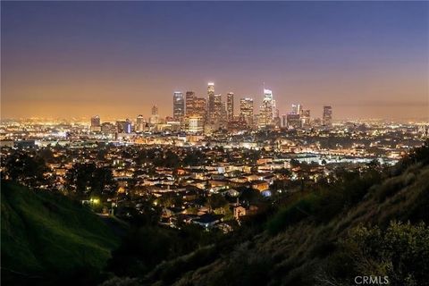 Photo of 2807 N Thomas St, Lincoln Heights, CA 90031 (MLS # OC26058088)