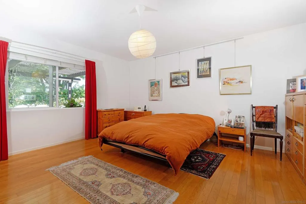 Del Mar, California 92014, United States, 3 Bedrooms Bedrooms, ,2 BathroomsBathrooms,Residential,Active,191028