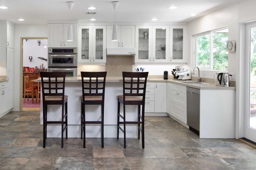 Del Mar, California 92014, United States, 3 Bedrooms Bedrooms, ,2 BathroomsBathrooms,Residential,Active,191028