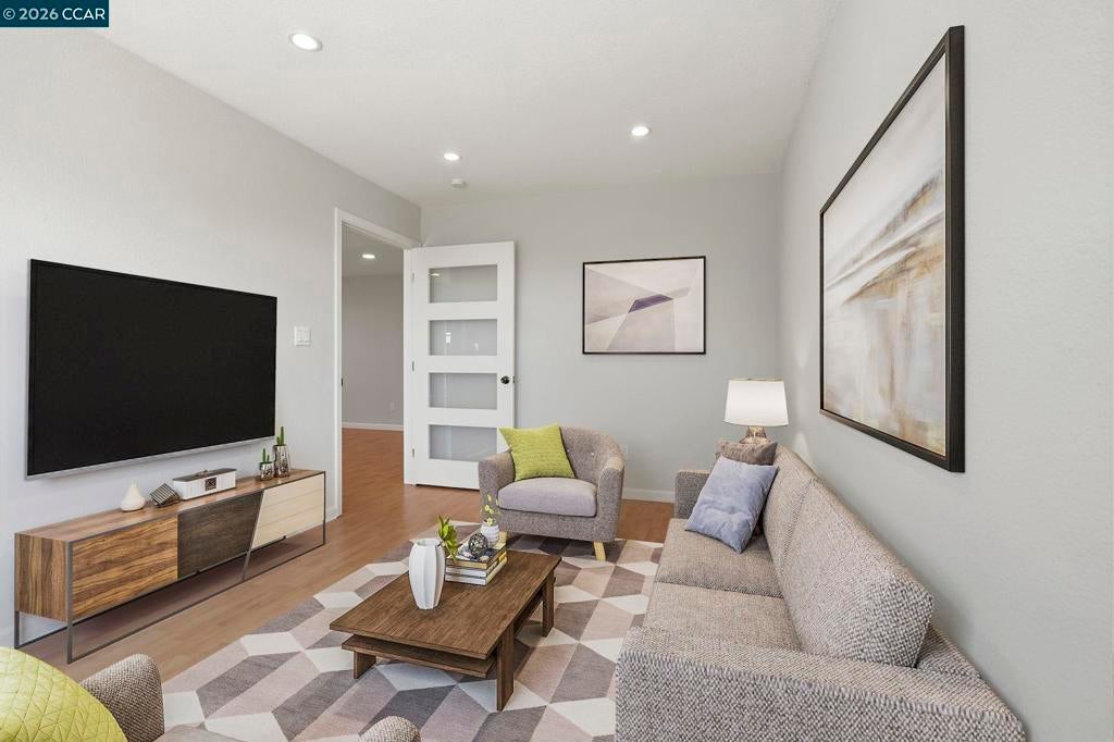 3 Sandalwood Ct