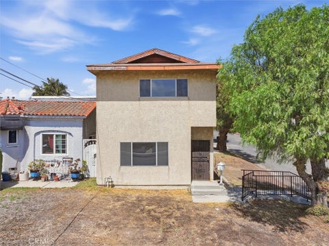 Photo of 1402 W 1st Street, San Pedro, CA 90732 (MLS # PV26202190)