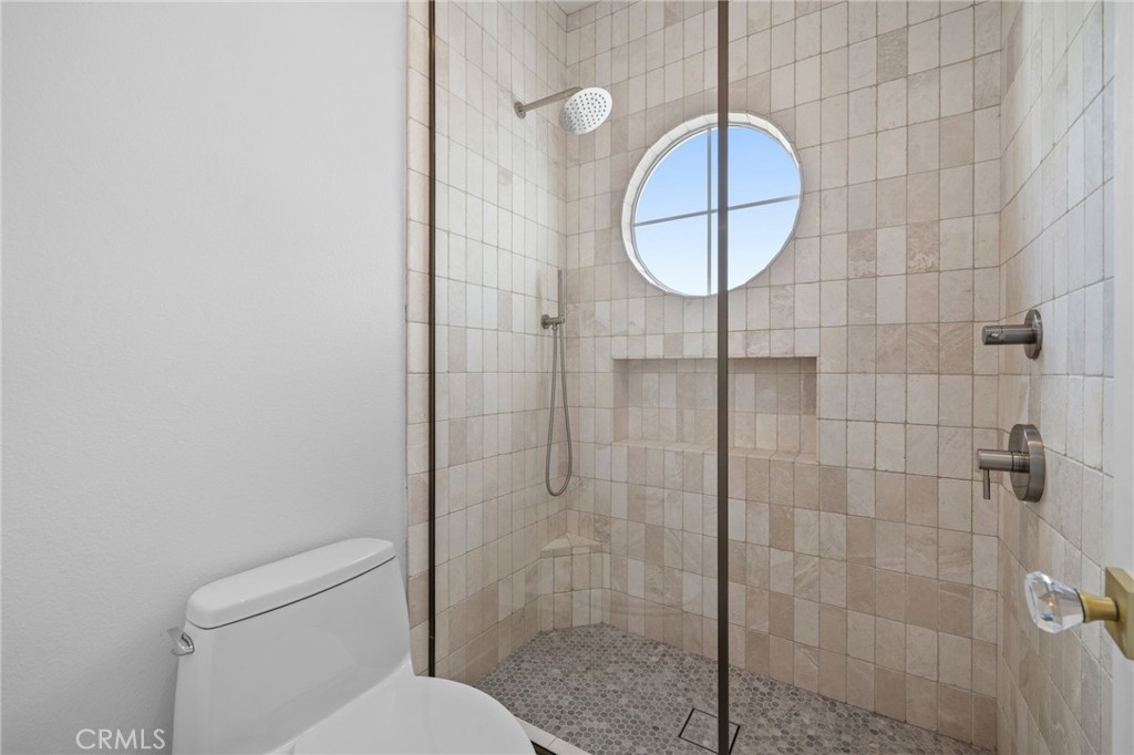 Pacific Crest (PACR) - Residential
