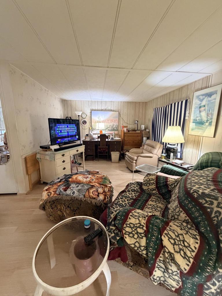 RM Mobile Home Es - Manufactured In Park