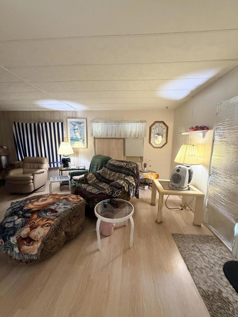 RM Mobile Home Es - Manufactured In Park