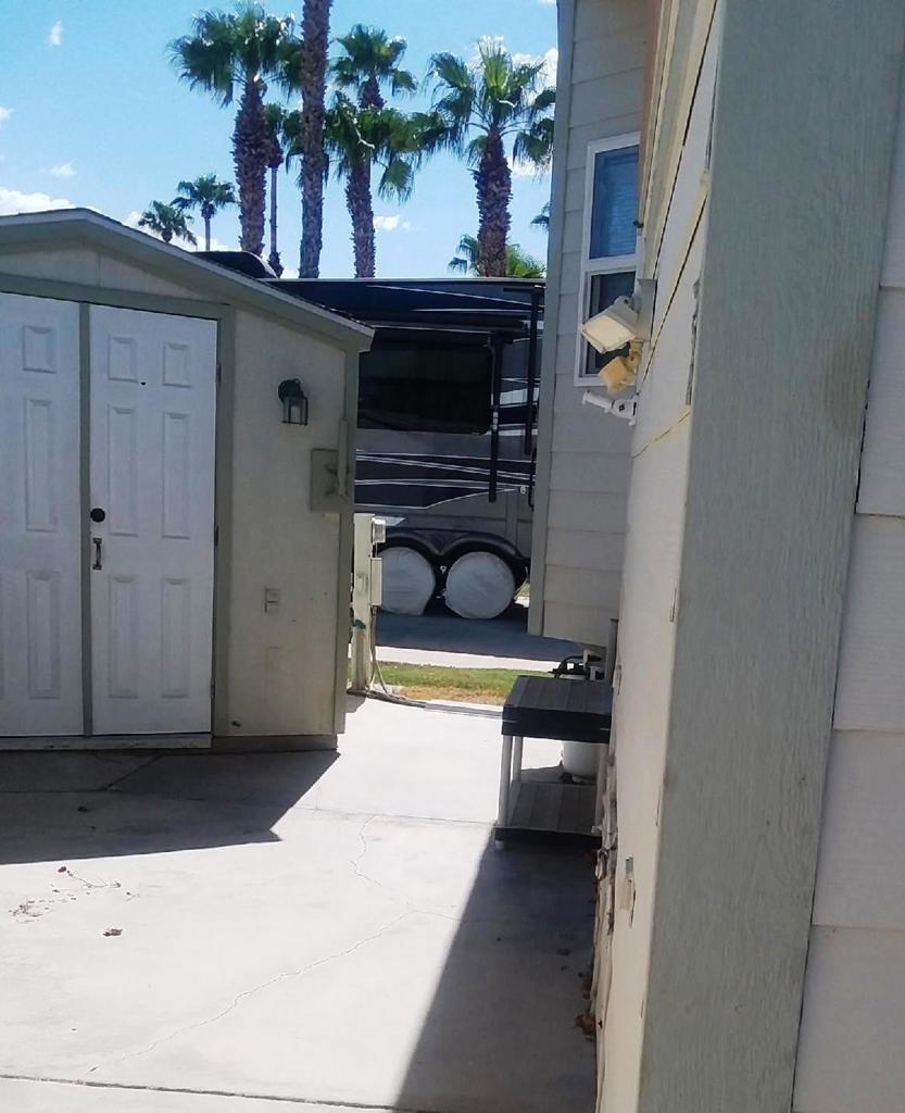 Rancho Casa Blanca - Manufactured In Park