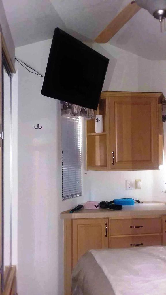 Rancho Casa Blanca - Manufactured In Park