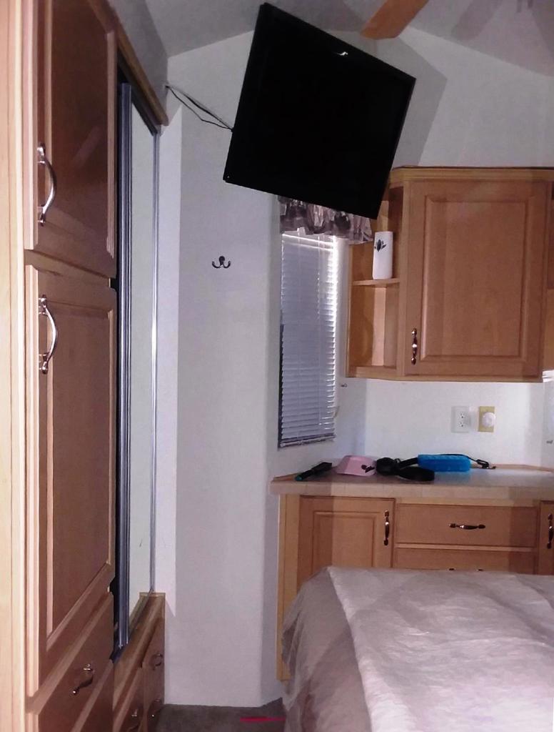 Rancho Casa Blanca - Manufactured In Park