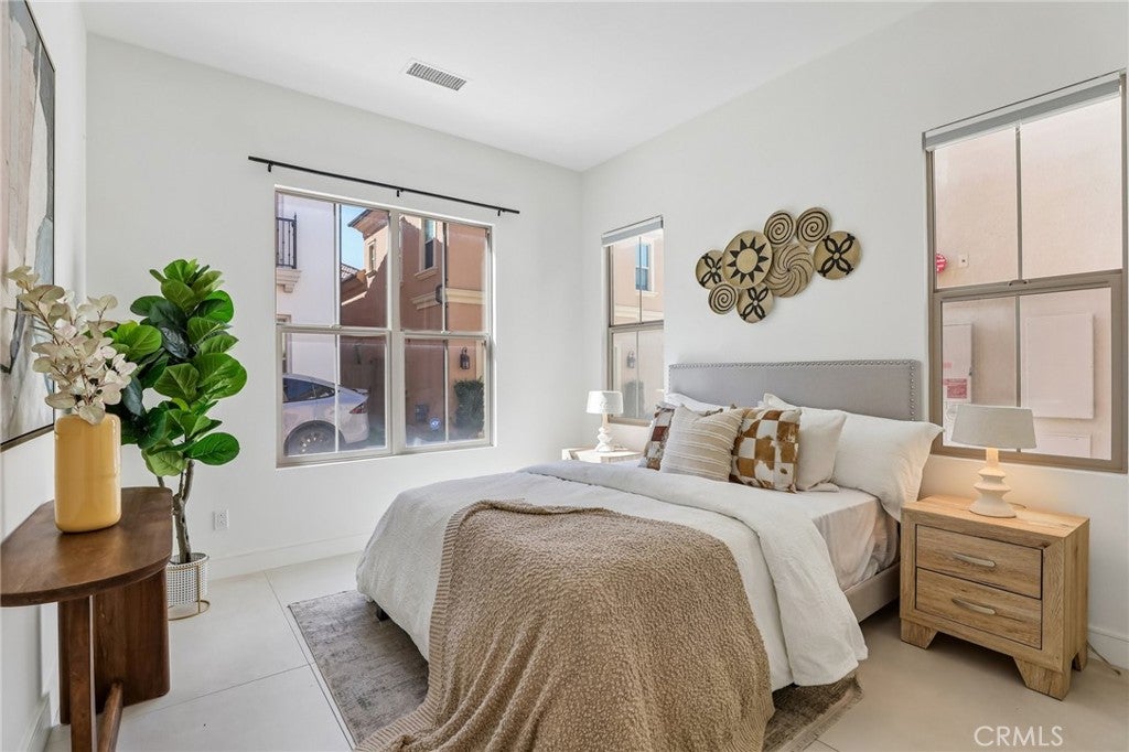 106 Yellow Iris, Irvine CA 92618 - Photo 18