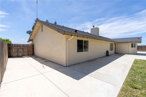 Tiny photo for 5575 Reindeer Pl, Paso Robles, CA 93446 (MLS # NS26089842)