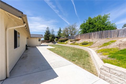 Tiny photo for 5575 Reindeer Pl, Paso Robles, CA 93446 (MLS # NS26089842)