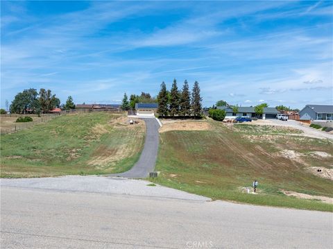 Tiny photo for 5575 Reindeer Pl, Paso Robles, CA 93446 (MLS # NS26089842)