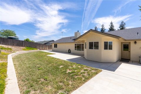Tiny photo for 5575 Reindeer Pl, Paso Robles, CA 93446 (MLS # NS26089842)