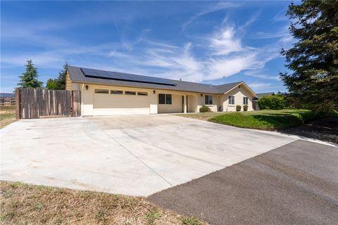 Tiny photo for 5575 Reindeer Pl, Paso Robles, CA 93446 (MLS # NS26089842)