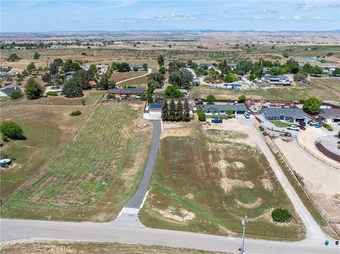 Tiny photo for 5575 Reindeer Pl, Paso Robles, CA 93446 (MLS # NS26089842)