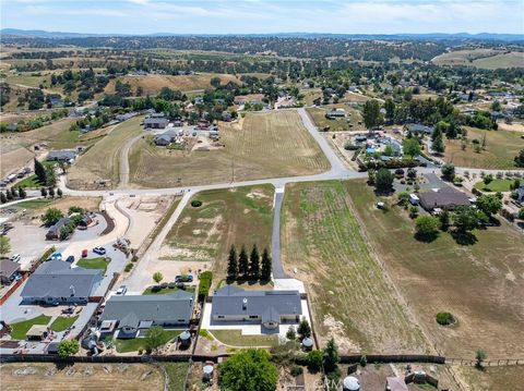 Tiny photo for 5575 Reindeer Pl, Paso Robles, CA 93446 (MLS # NS26089842)