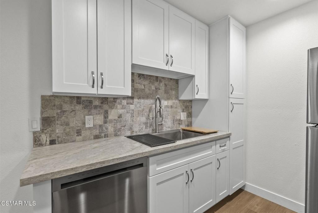 Photo of 1246 Patricia Avenue #21, Simi Valley, CA 93065 (MLS # 226000659)