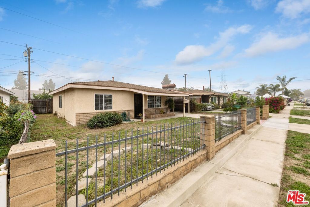 Photo of 13827 Clearcrest Drive, Baldwin Park, CA 91706 (MLS # 25630065)