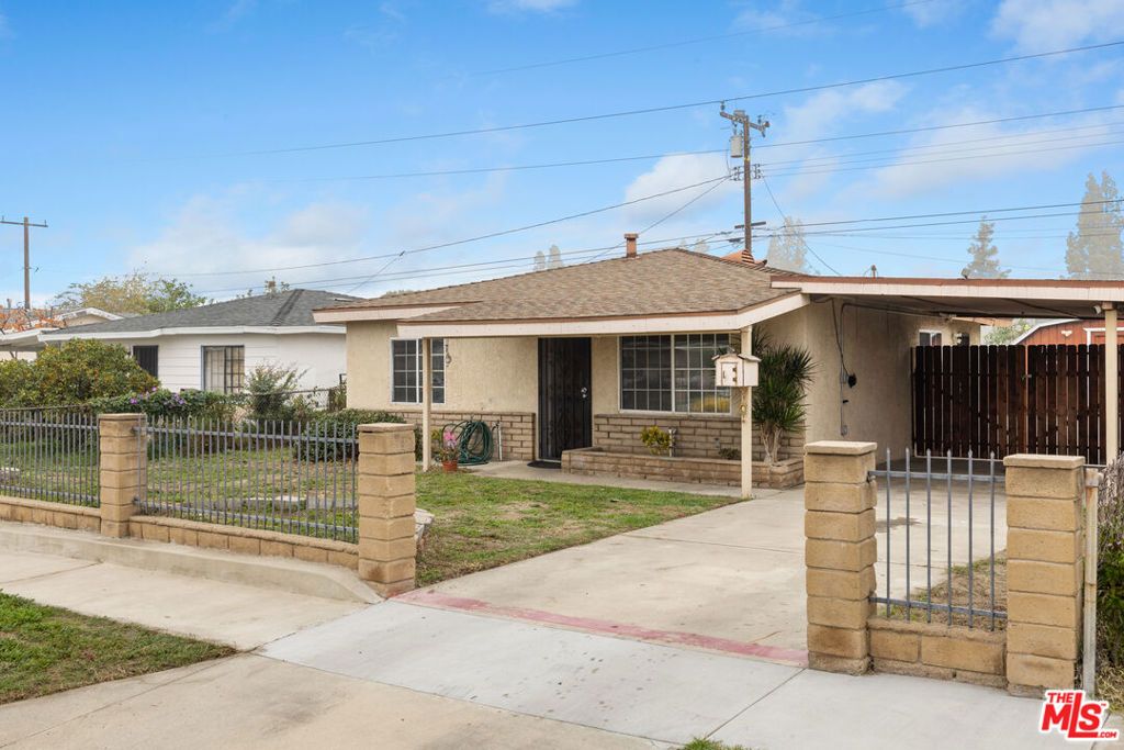 Photo of 13827 Clearcrest Drive, Baldwin Park, CA 91706 (MLS # 25630065)