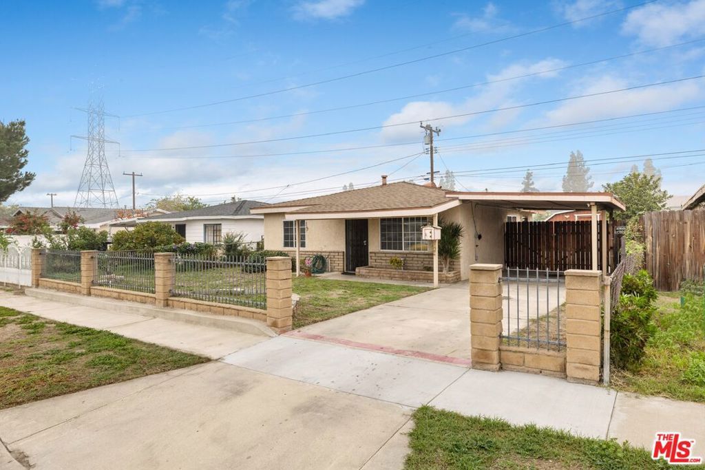 Photo of 13827 Clearcrest Drive, Baldwin Park, CA 91706 (MLS # 25630065)