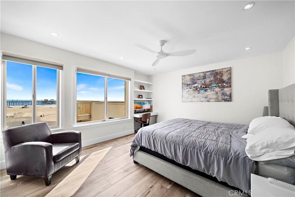 Photo of 711 Pacific Coast #330, Huntington Beach, CA 92648 (MLS # PW25237456)