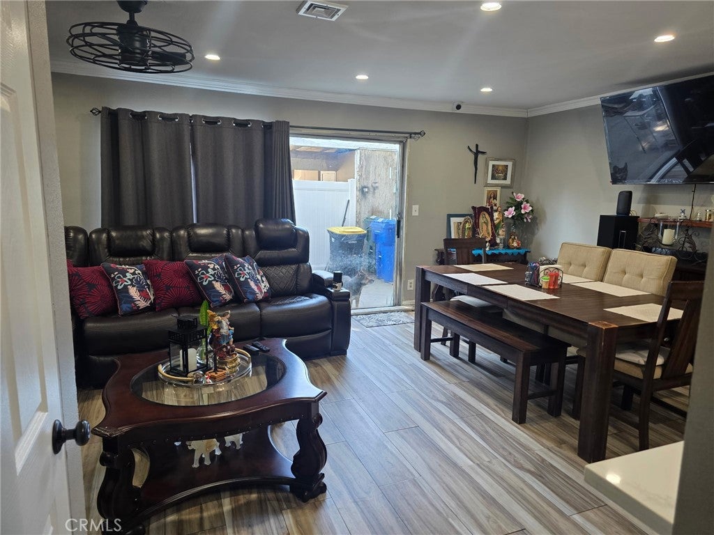425 N Rockvale