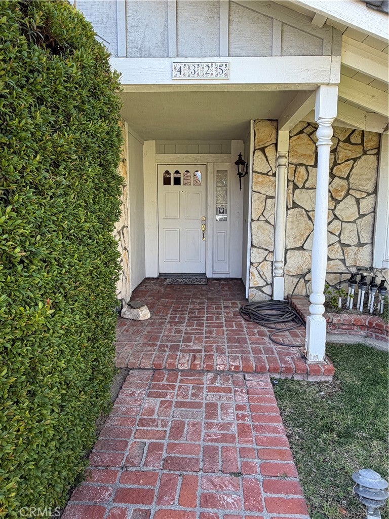 4325 Mahogany Circle