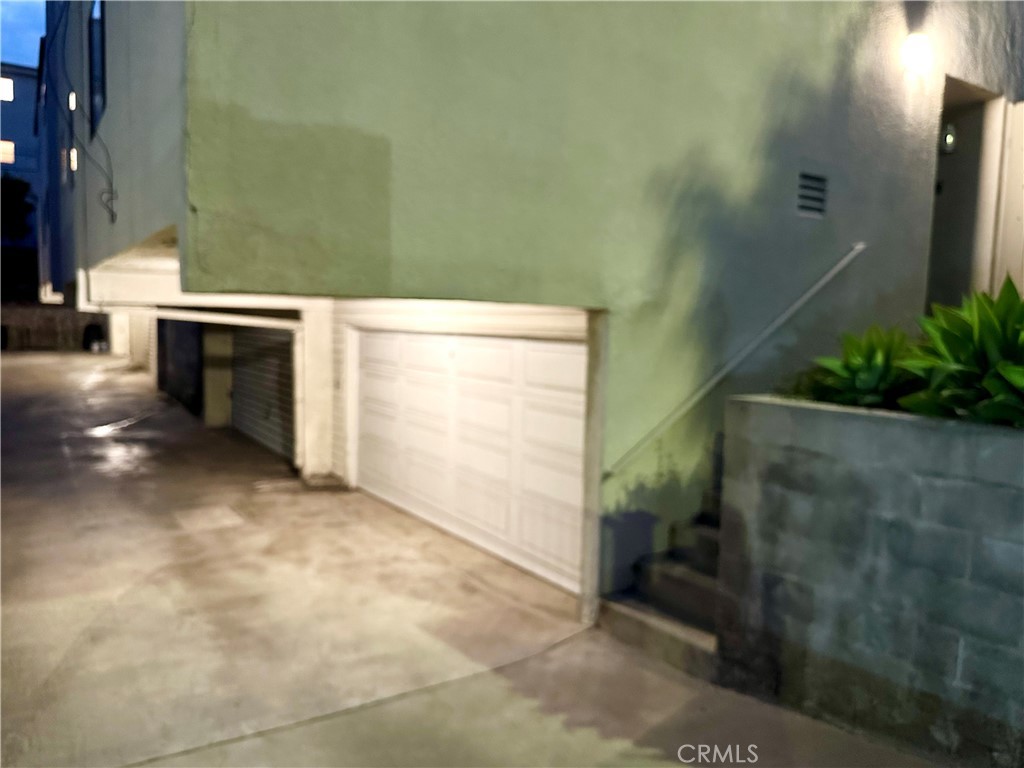 1433 S Beverly Drive