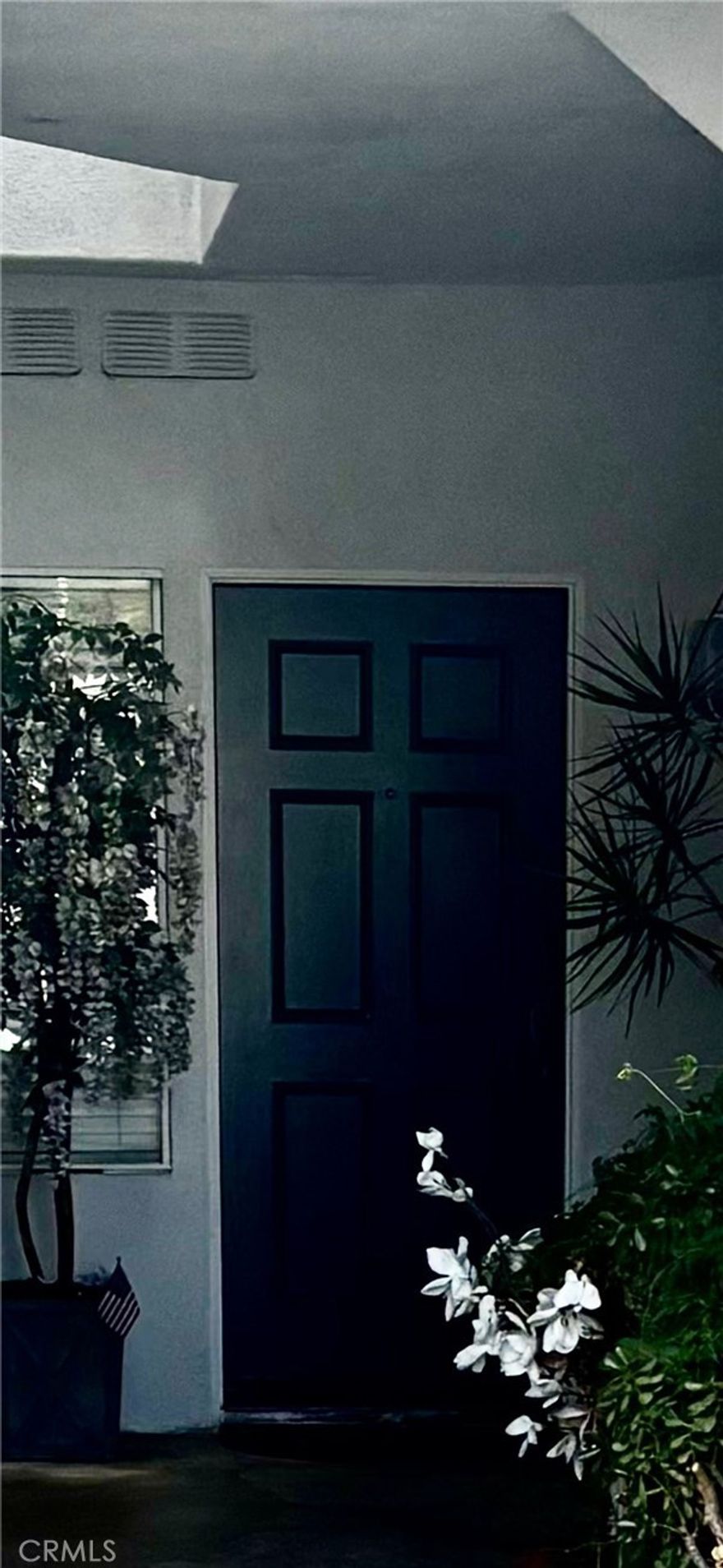 This beautifully updated 2-bed, 2-bath lower-level condo in Laguna Niguel offers a bright and comfortable living space with an open layout, a remodeled kitchen and bathrooms, a cozy fireplace, and direct access from the attached one-car garage with an additional assigned parking spot. Sliding doors lead to a private backyard perfect for relaxing or entertaining, and the community provides resort-style amenities including a pool and spa. Located in a quiet, well-maintained neighborhood close to shopping, dining, parks, and major conveniences, this home delivers the ideal blend of comfort, style, and convenience for South Orange County living.