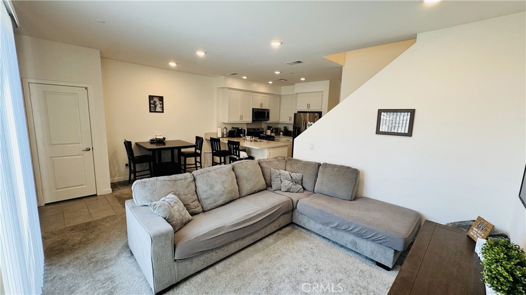 1376 Chervil Way
