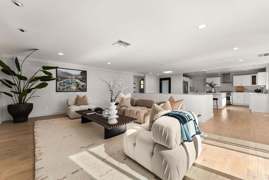 3866 Alta Mesa Drive