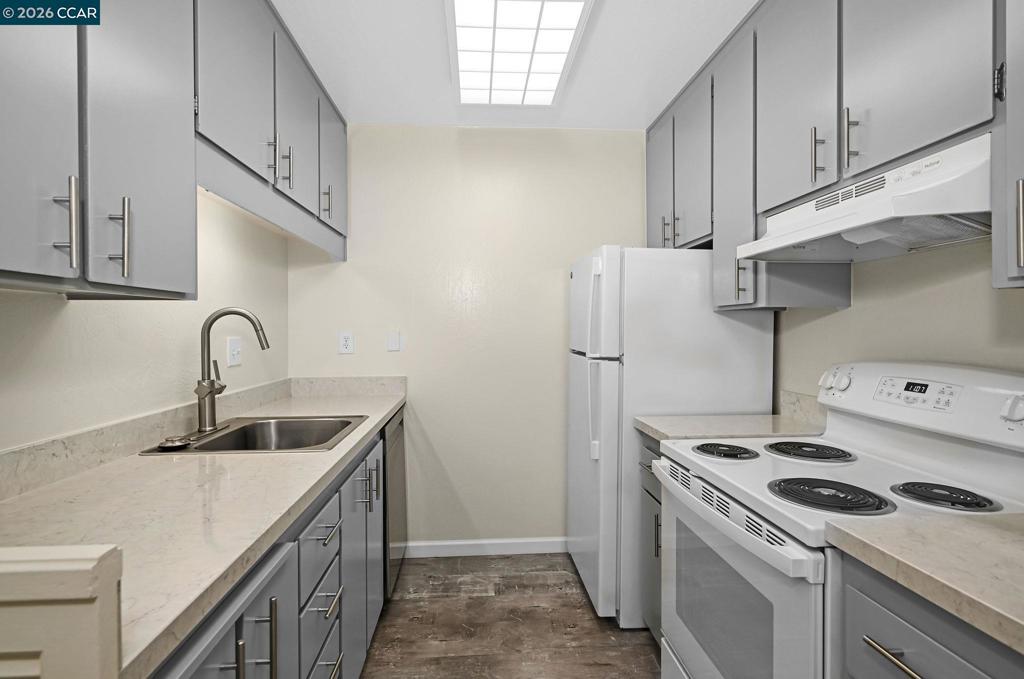 1246 Walker Ave 210