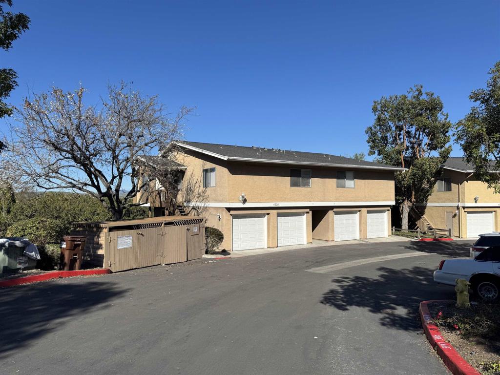 4208 La Casita Way 3