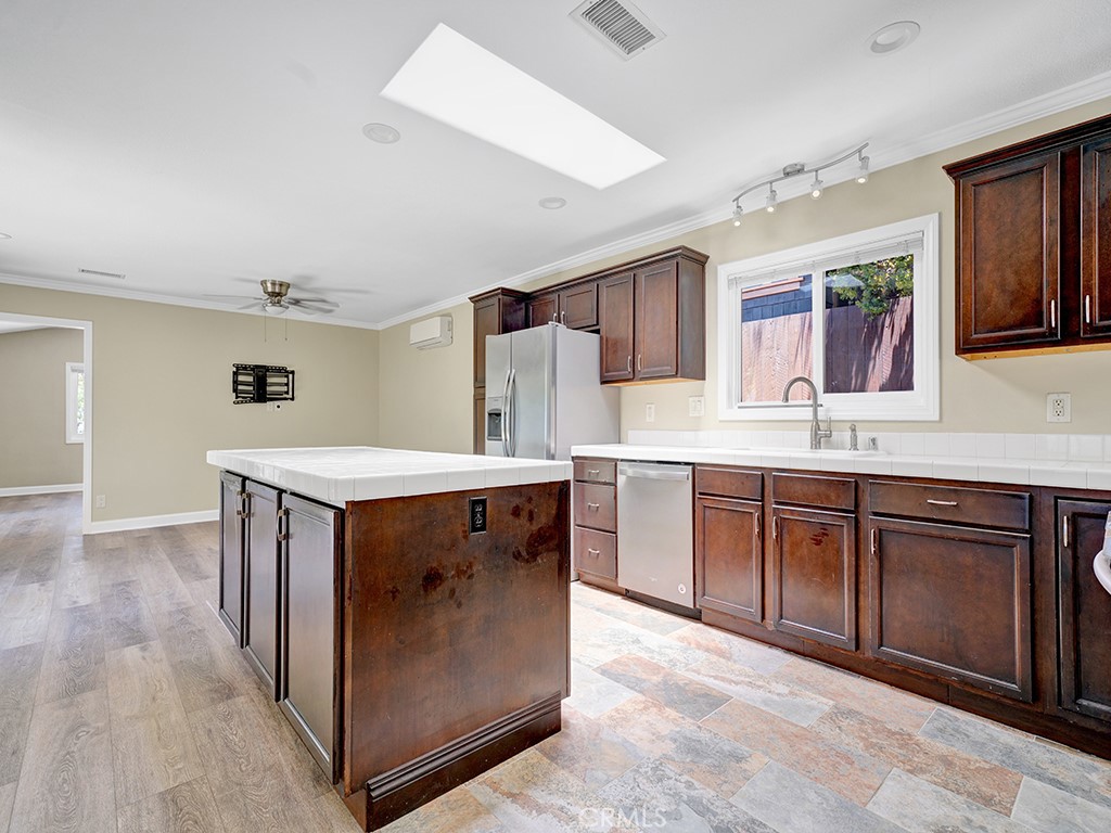 Palisades (PS) - Residential Lease