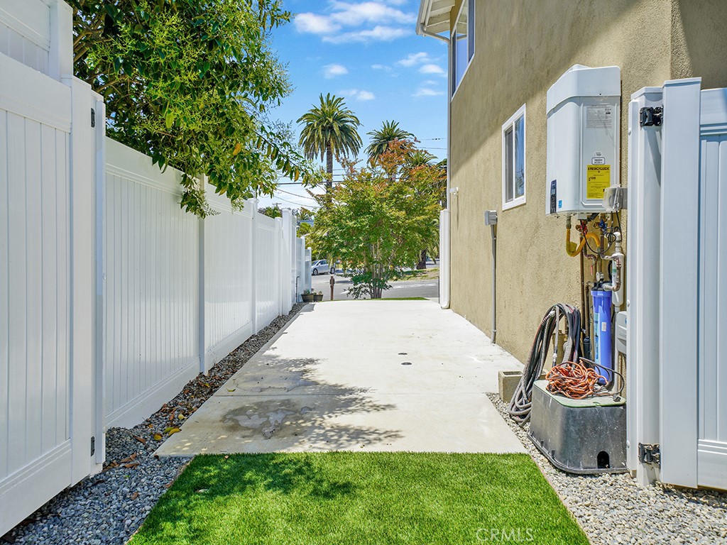 Palisades (PS) - Residential Lease