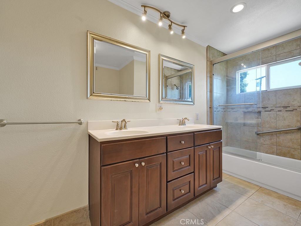 Palisades (PS) - Residential Lease