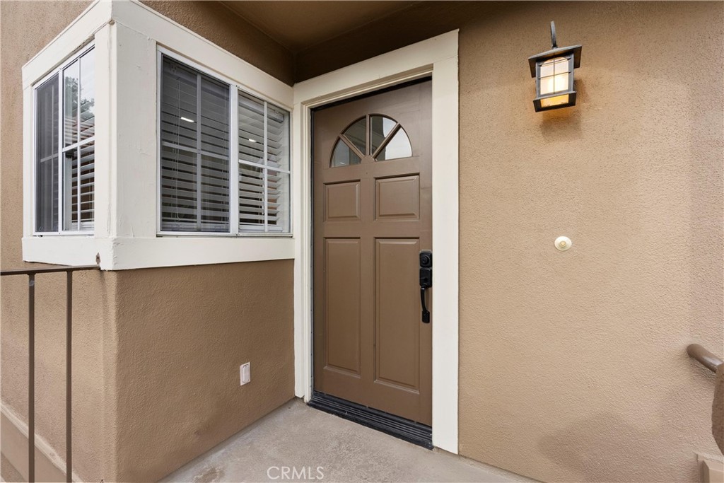 701 S Glenhurst Drive