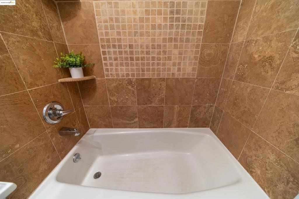 BERNAL HEIGHTS - Residential