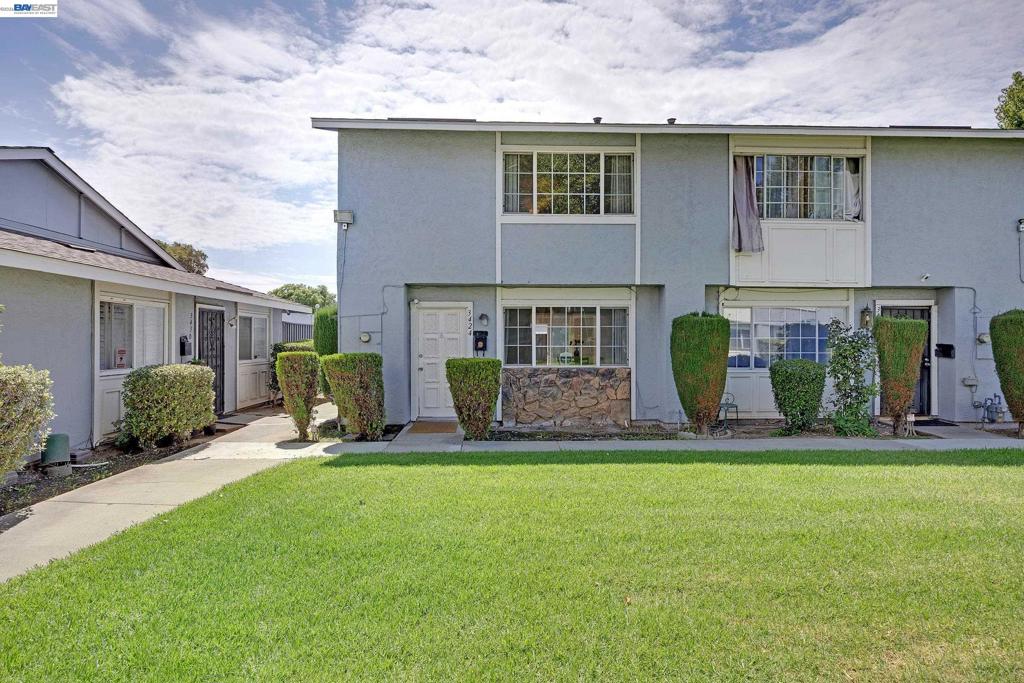 3424 Pisces Dr DR