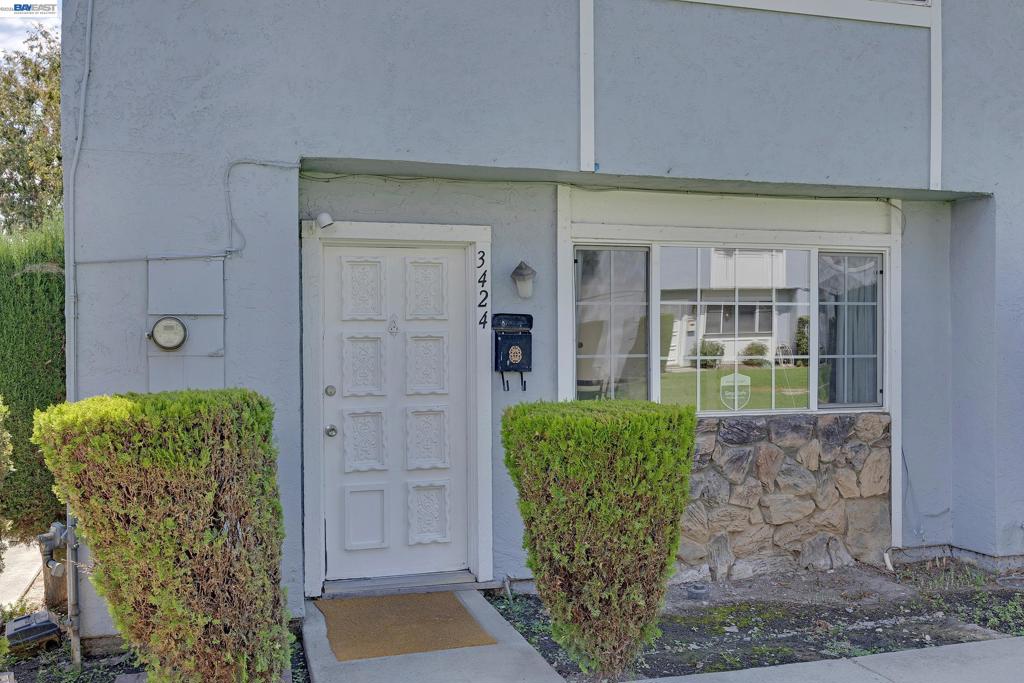 3424 Pisces Dr