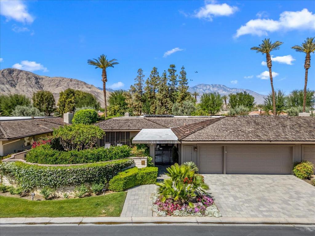 64 Princeton Drive