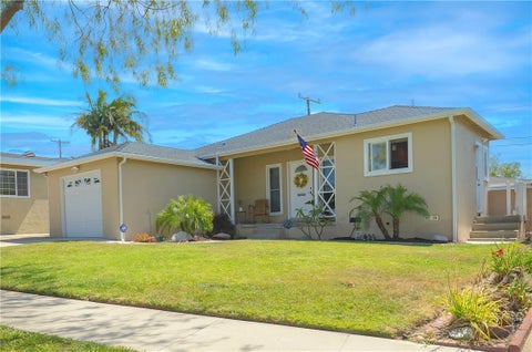 Photo of 1028 Cerise Avenue, Torrance, CA 90503 (MLS # DW26146301)