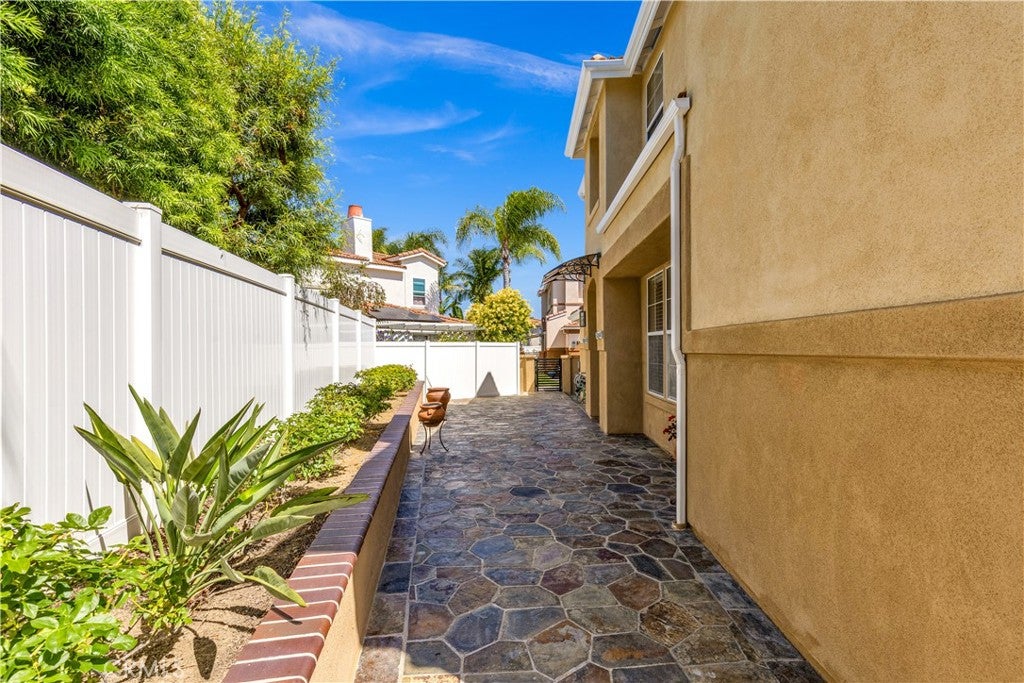28040 Via De Costa, San Juan Capistrano CA 92675 - Photo 32