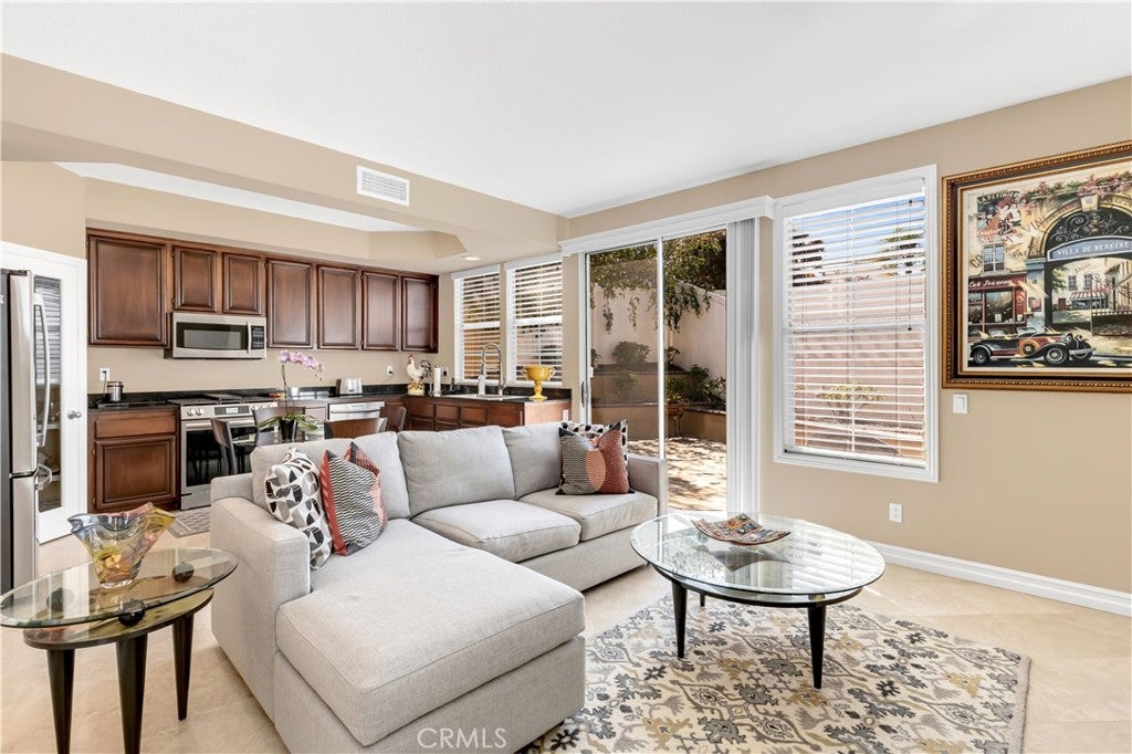 28040 Via De Costa, San Juan Capistrano CA 92675 - Photo 10