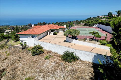 1501 Via Coronel Palos Verdes Estates CA 90274